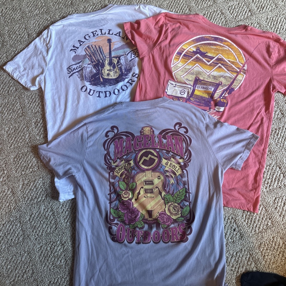 Magellan Outdoors Women's Graphic T Shirts  Size Large (3 shirts) EUC